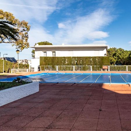 Grifeu 151 Casa Adosada Con Piscina Comunitaria Villa Llanca Exterior photo